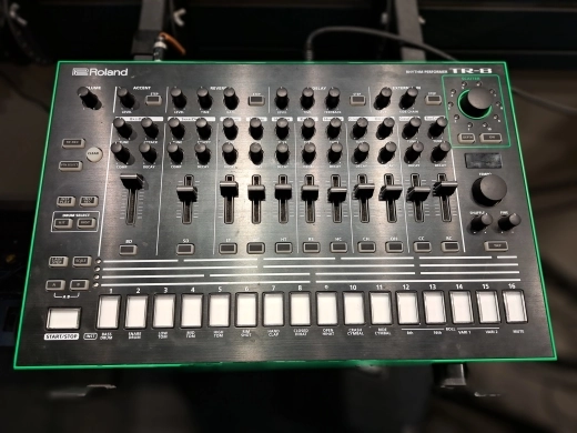 Roland - TR-8